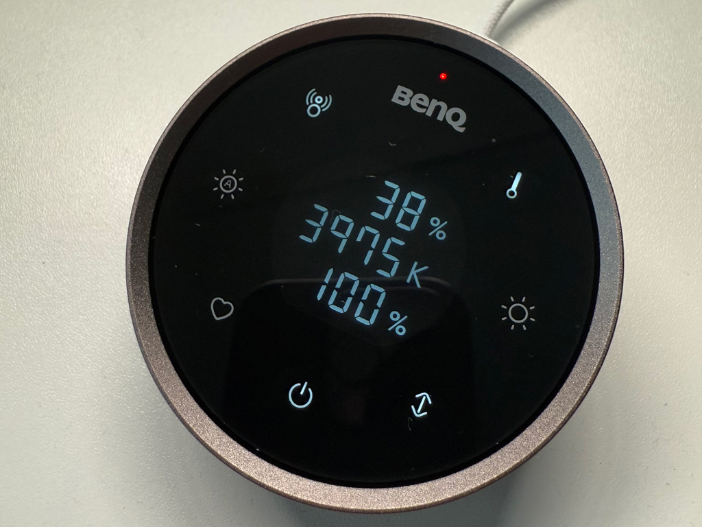 Die aktive Einstellung leuchtet jeweils.